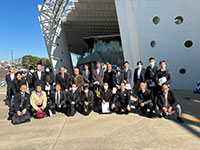 令和5年度見学会:空飛ぶクルマ開発促進研究会 実機見学会:記念撮影